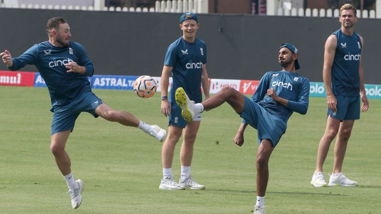 England's head coach Brendon McCullum, Ollie Pope, Shoaib Bashir and James Anderson during a training session before their fourth Test