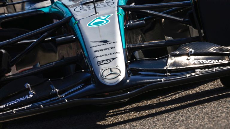 BAHRAIN INTERNATIONAL CIRCUIT, BAHRAIN - FEBRUARY 21: George Russell, Mercedes F1 W15 during the Pre-Season Test at Bahrain International Circuit on Wednesday February 21, 2024 in Sakhir, Bahrain. (Photo by Zak Mauger / LAT Images)